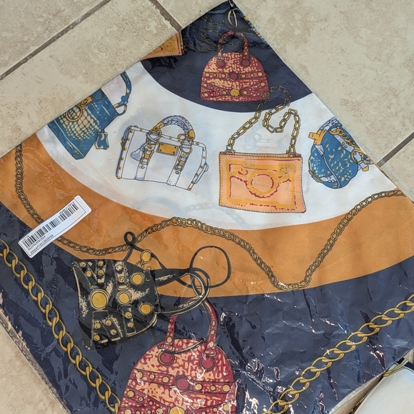 Elegant Multicolor Chain Print Scarves - Picture 8 of 10